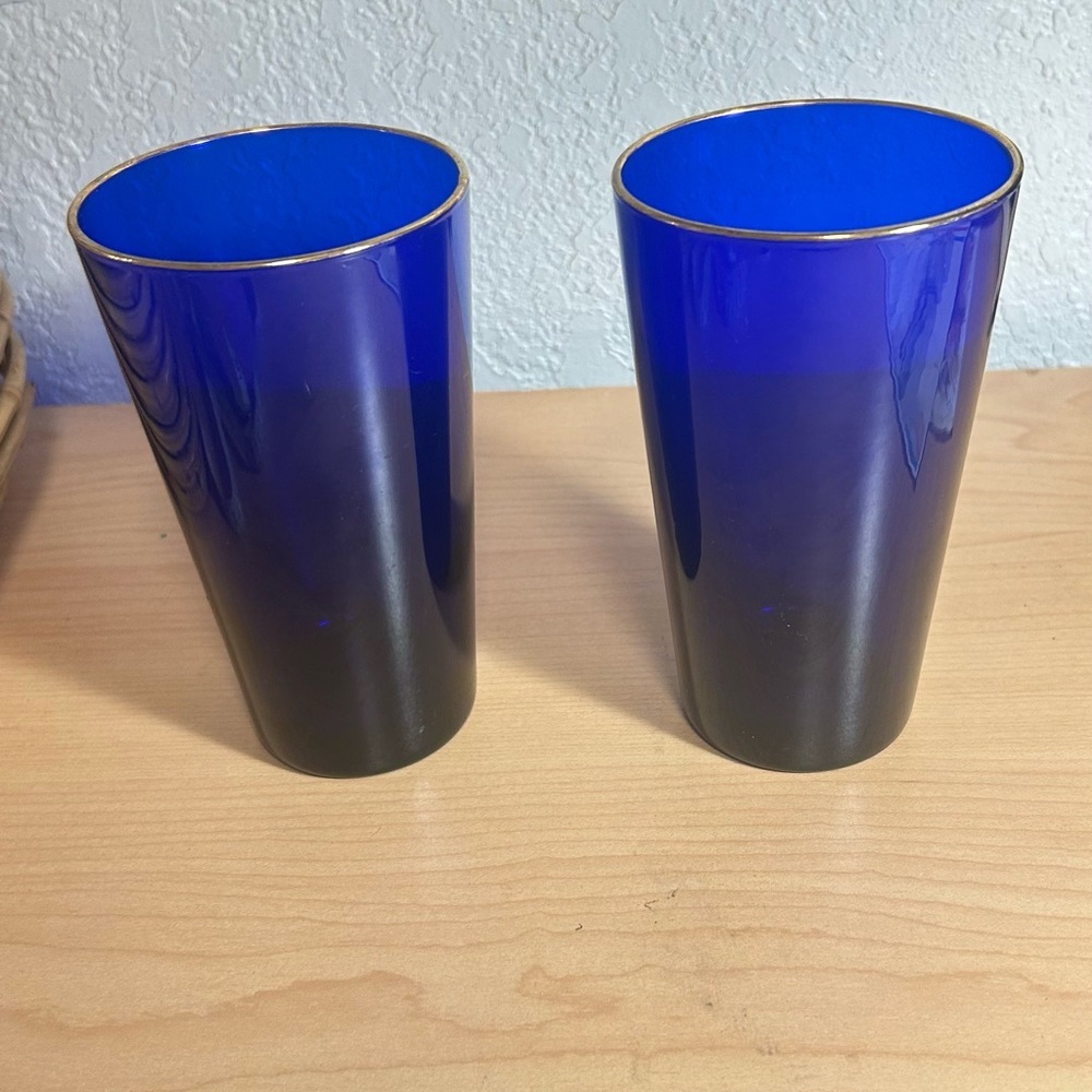 Set of 2 Vintage Cobalt Blue Drinking Glasses with Gold Rim – 6" Tall
